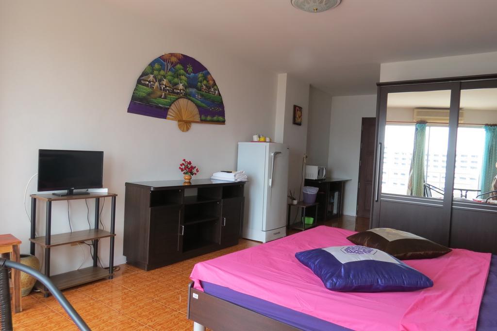 View Talay 1B Serviced Apartments Pattaya Zimmer foto